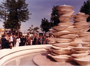 Polypores Fountain. Jean Yves Lechevallier.jpg