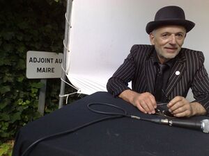 Joel Hubaut.jpg
