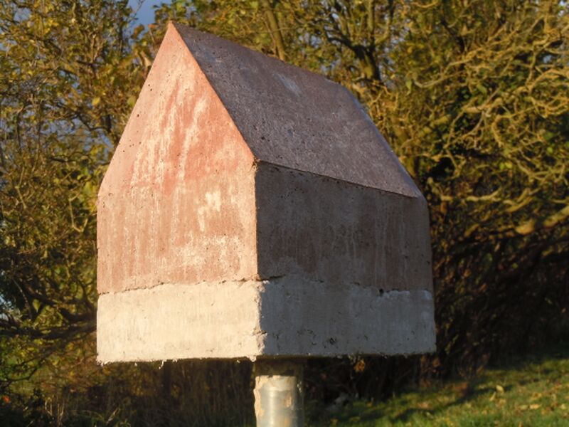 Fichier:Attentionmaison2cote.JPG
